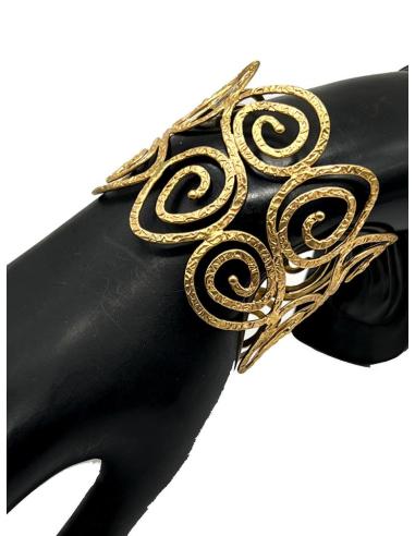 BRAZALETES DORADOS ANCHOS CON DISEÑO CALADO ESTILO GRIEGO