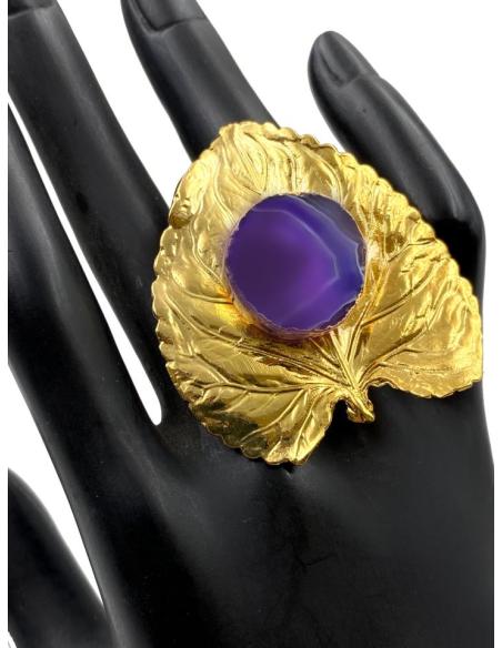 ANILLOS GRANDES PARA BODAS CON HOJAS VISTOSAS Y PIEDRA MORADA