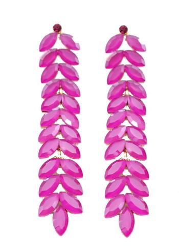 LARGOS PENDIENTES DE FIESTA FUCSIAS DETALLES QUE MARCAN LA DIFERENCIA