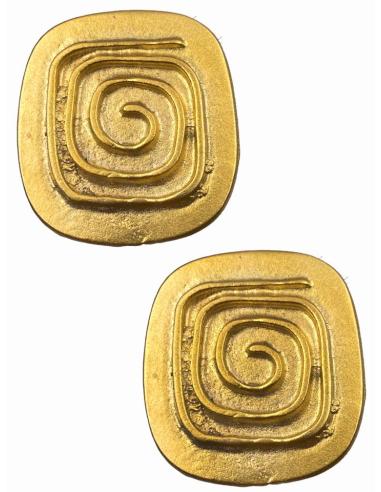 PENDIENTES CLIP DORADO CON BAÑO DE ORO ESPIRAL EN CUADRADO