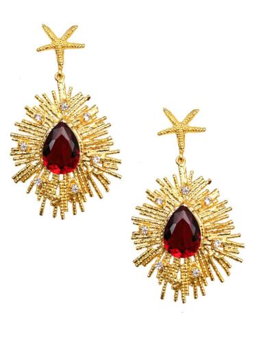 PENDIENTES LARGOS DORADOS EL MEJOR LOOK PARA BODAS