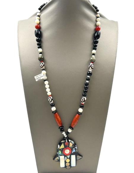 COLLARES BONITOS CON MANO DE FATIMA CON PIEDRAS N&B Y ROJO