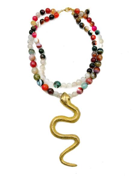 ORIGINALES COLLARES DE PIEDRA NATURAL CON SERPIENTE DORADA