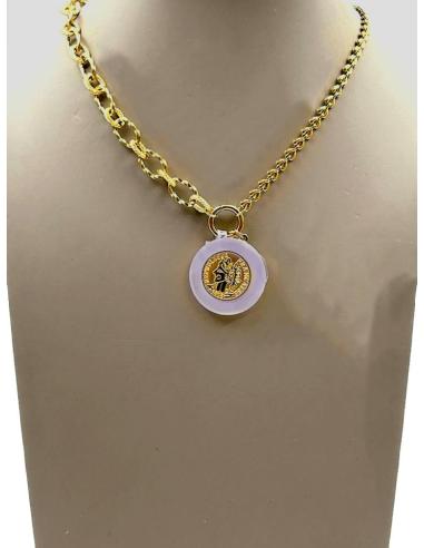 COLLARES DORADOS CON PRECIOSO COLGANTE BLANCO DE MONEDA