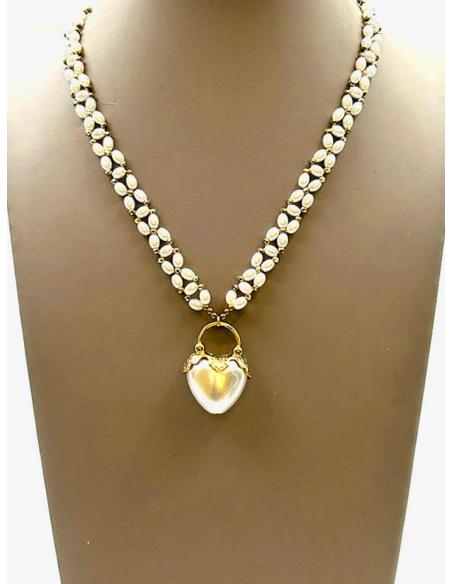 COLLARES BLANCOS CON PERLITAS Y PRECIOSO COLGANTE CORAZON