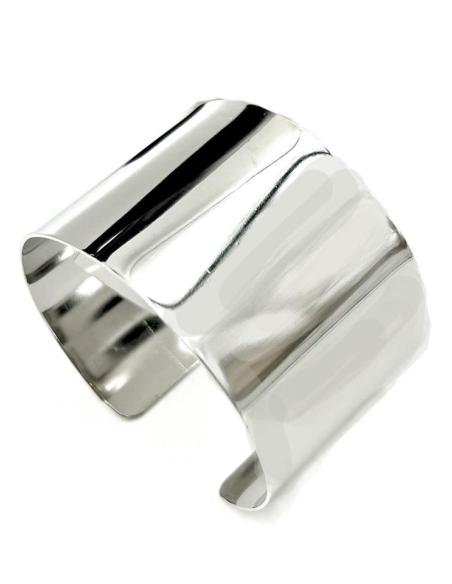 PULSERAS PLATEADAS ANCHAS CON LAS QUE CONSEGUIR TU MEJOR LOOK
