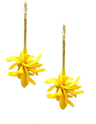 PENDIENTES LARGOS MOSTAZAS CON VISTOSA FLOR POMPON