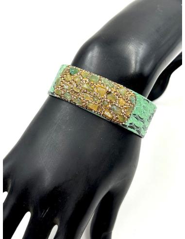 PULSERAS VERDES DE CUERO CON PRECIOSA DECORACION PEDRERIA