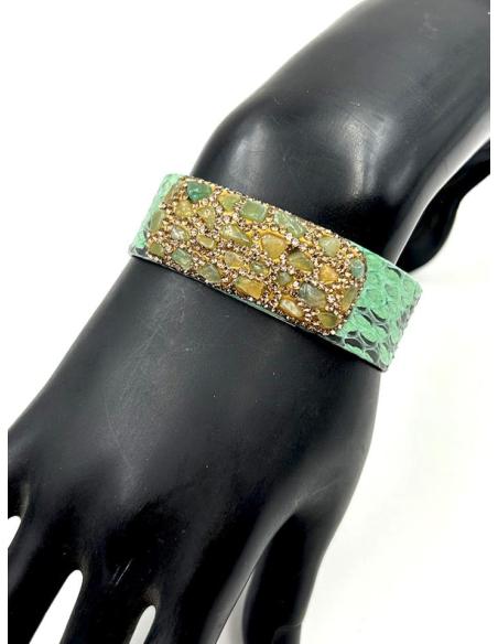 PULSERAS VERDES DE CUERO CON PRECIOSA DECORACION PEDRERIA