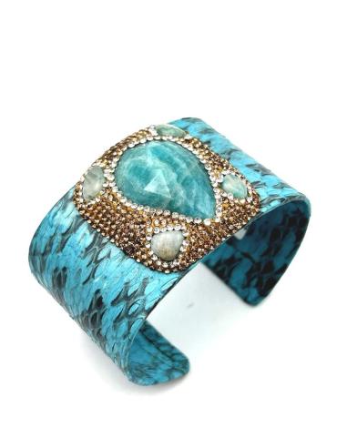 PULSERAS AZULES DE CUERO CON PIEDRA TURQUESA DECORADA