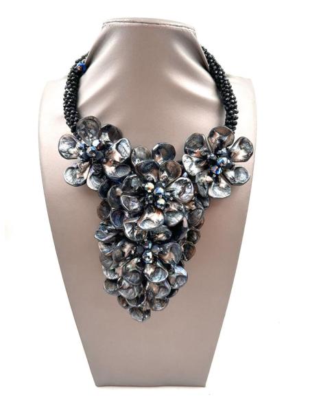 BELLOS COLLARES DE FLORES PARA ESTAR FABULOSA EN BODAS