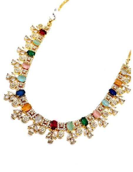 COLLAR MULTICOLOR Y CIRCONITA PARA UN LOOK DE BODA IMPECABLE