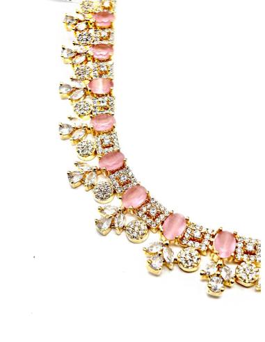 COLLAR ROSAS Y CIRCONITA PARA UN LOOK DE BODA IMPECABLE