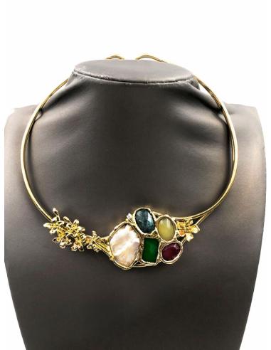 COLLARES DORADOS RIGIDOS CON PERLA BARROCA Y PIEDRAS COLOR