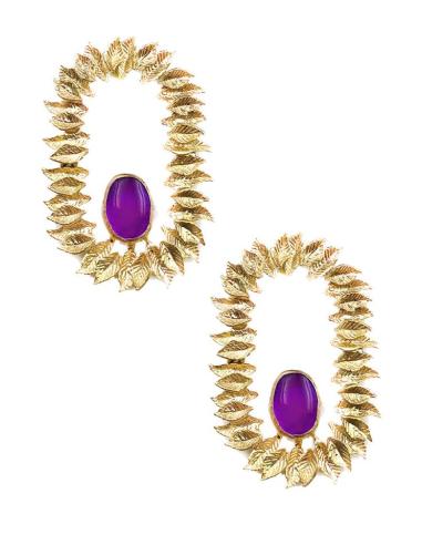 PENDIENTES BODA DORADOS DE ARO CON HOJITAS Y PIEDRA MORADA