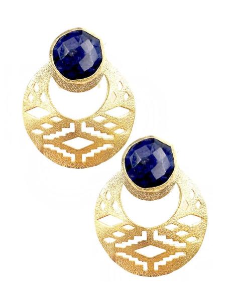 PENDIENTES DORADOS ELEGANTES CON BONITO DISEÑO CORTO