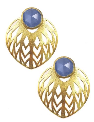 PENDIENTE DORADO CON DISEÑO CALADO Y PIEDRA IDEAL FONDO DE ARMARIO