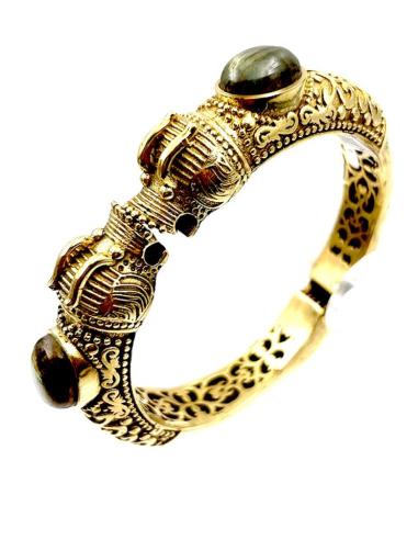 PULSERAS DORADAS CON DRAGONES TAILANDESES Y PIEDRA DE COLOR