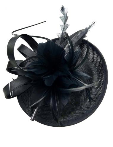TOCADOS NEGROS CON DISEÑO ELEGANTE DE PLUMAS PARA BODAS