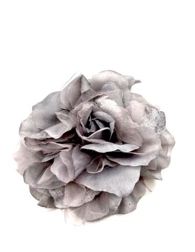 FLORES MUJER GRISES GRANDES CON BROCHE PELO O ROPA
