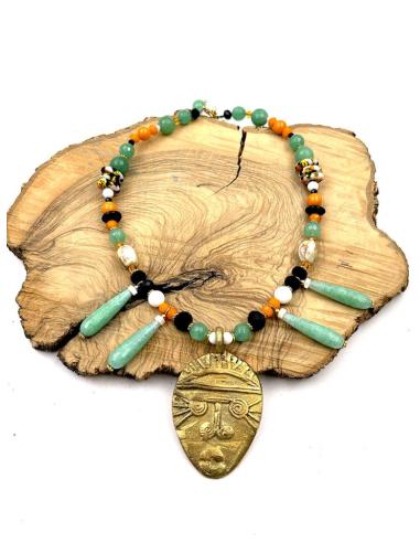 COLLARES MUJER VERDE AGUA DE PIEDRA Y MASCARA ANTIGUA AFRICANA
