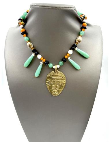 COLLARES MUJER VERDE AGUA DE PIEDRA Y MASCARA ANTIGUA AFRICANA