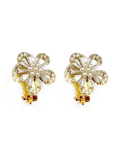 PENDIENTES MUJER CLIP CON FLOR DORADA DECORADA CON PERLITAS MINI