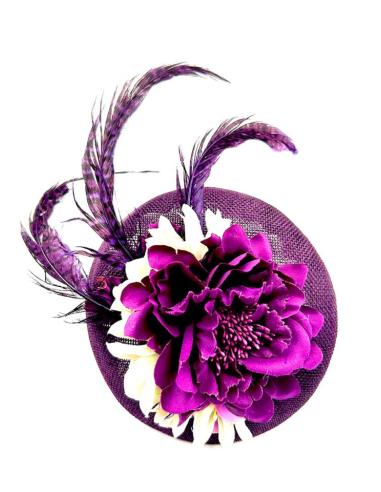 TOCADOS PEQUEÑOS MORADOS PARA BODAS CON PLUMAS FAISAN Y FLORES