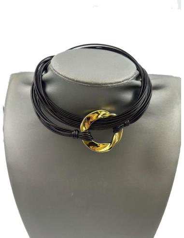 COLLARES CUERO MUJER CON DECORACION DORADA MUY ACTUAL