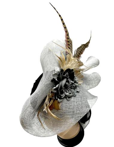 TOCADOS BODA GRISES CON EXQUISITO DISEÑO CON PLUMAS FAISAN