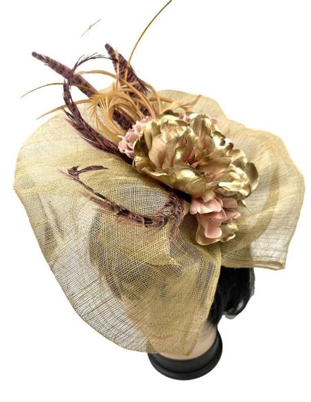 TOCADOS DORADO ENVEJECIDO PARA BODAS CON ESTILOSAS PLUMAS FAISAN
