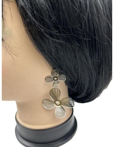PENDIENTES LARGOS PLATEADOS DE FIESTA CON FLORES PARA NOCHE