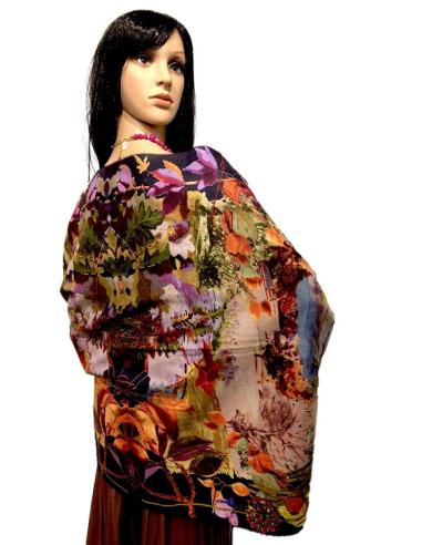 PAÑUELOS VISTOSOS Y ALEGRES PARA ANIMAR TU LOOK, FULAR