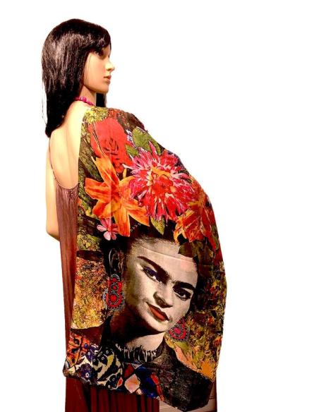PAÑUELOS FINOS HOMENAJE A FRIDA PARA LLEVAR COMO FULAR O BUFANDA