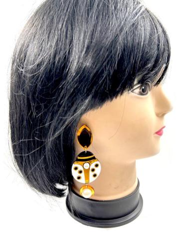 PENDIENTES LARGOS MUJER DE DISEÑO, MODELO MARIQUITA