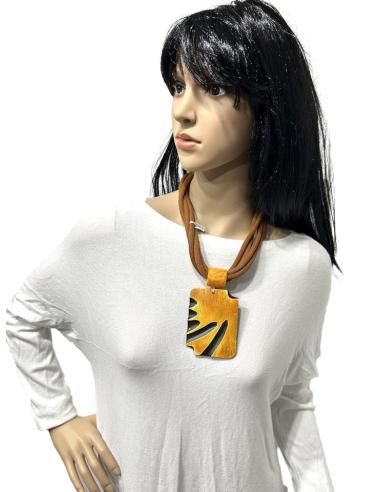 COLLARES DE MUJER MARRONES Y NARANJAS CON COLGANTE ETNICO