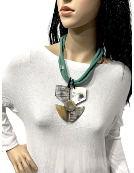COLLARES DE MUJER VERDES CON COLGANTE ASTA TRIBAL