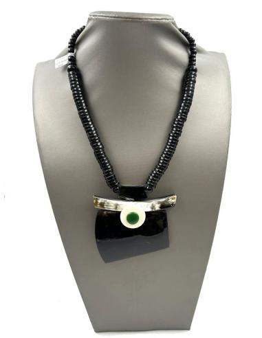 COLLARES MUJER CORTOS NEGROS PARA LUCIR TU LOOK DE DIA