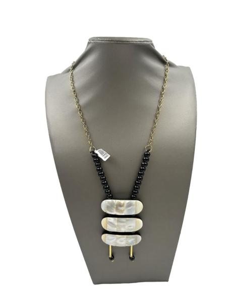 COLLARES MUJER LARGOS BLANCOS Y NEGROS CON COLGANTE NACAR