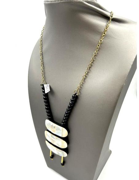COLLARES MUJER LARGOS BLANCOS Y NEGROS CON COLGANTE NACAR
