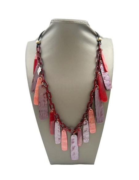 COLLARES GRANATES Y VINO IDEALES PARA TRAJES MONOCROMATICOS