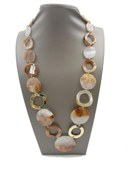 COLLARES MARRONES TOFFEE CON LOS QUE ELEVAR EL LOOK