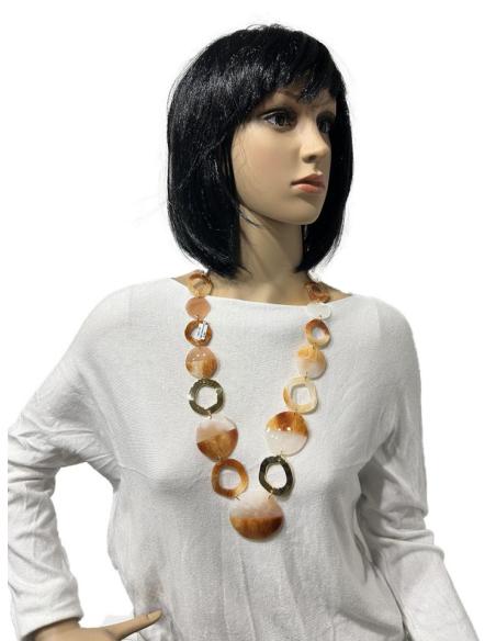 COLLARES MARRONES TOFFEE CON LOS QUE ELEVAR EL LOOK
