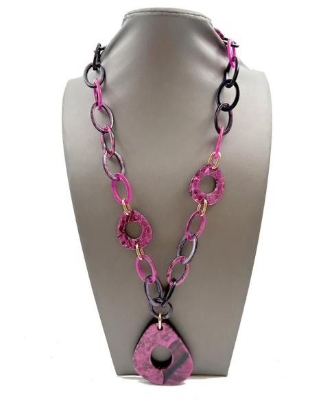 COLLARES TONO CEREZA FACIL DE CONJUNTAR CON LOS COLORES DE MODA