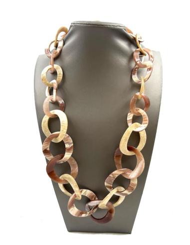 COLLARES BEIGE CON ESLABONES GRANDES IDEAL FONDO DE ARMARIO