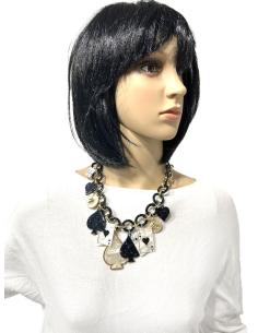 COLLARES NEGROS Y BLANCOS CON BONITO DISEÑO DE NAIPES AS CORAZON 2