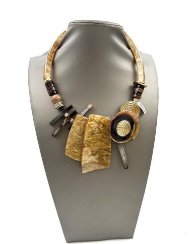 COLLARES ORIGINALES CON DISEÑO MODERNO TONO CAREY Y NEGRO