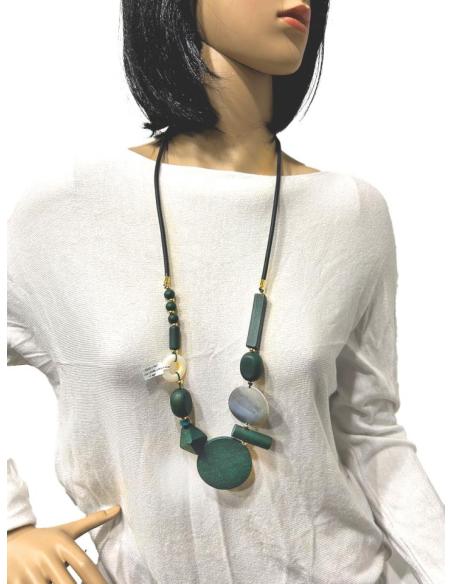 COLLARES NEGROS LARGOS ORIGINALES PARA APORTAR VISTOSIDAD AL LOOK