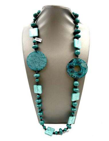 BONITOS COLLARES VERDES LARGOS IDEALES PARA JERSEYS Y VESTIDOS