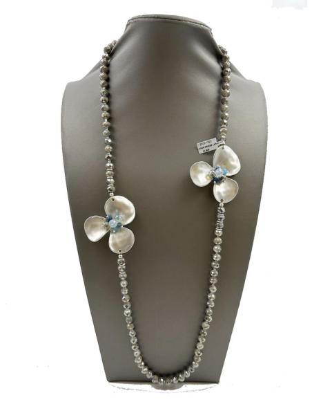 COLLARES LARGOS GRISES CON FLORES BONITAS EN PLATEADO MATE